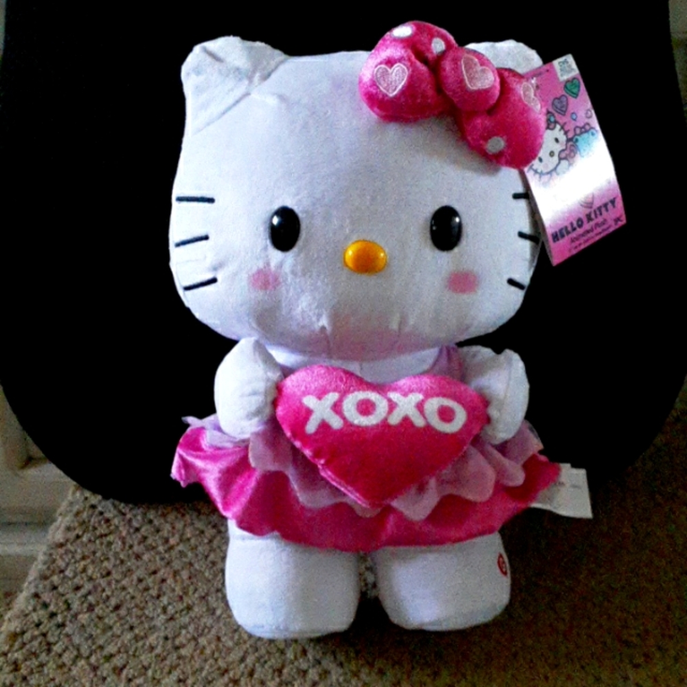 Hello Kitty animated plush Valentine's Girl works perfectly brand new with tags